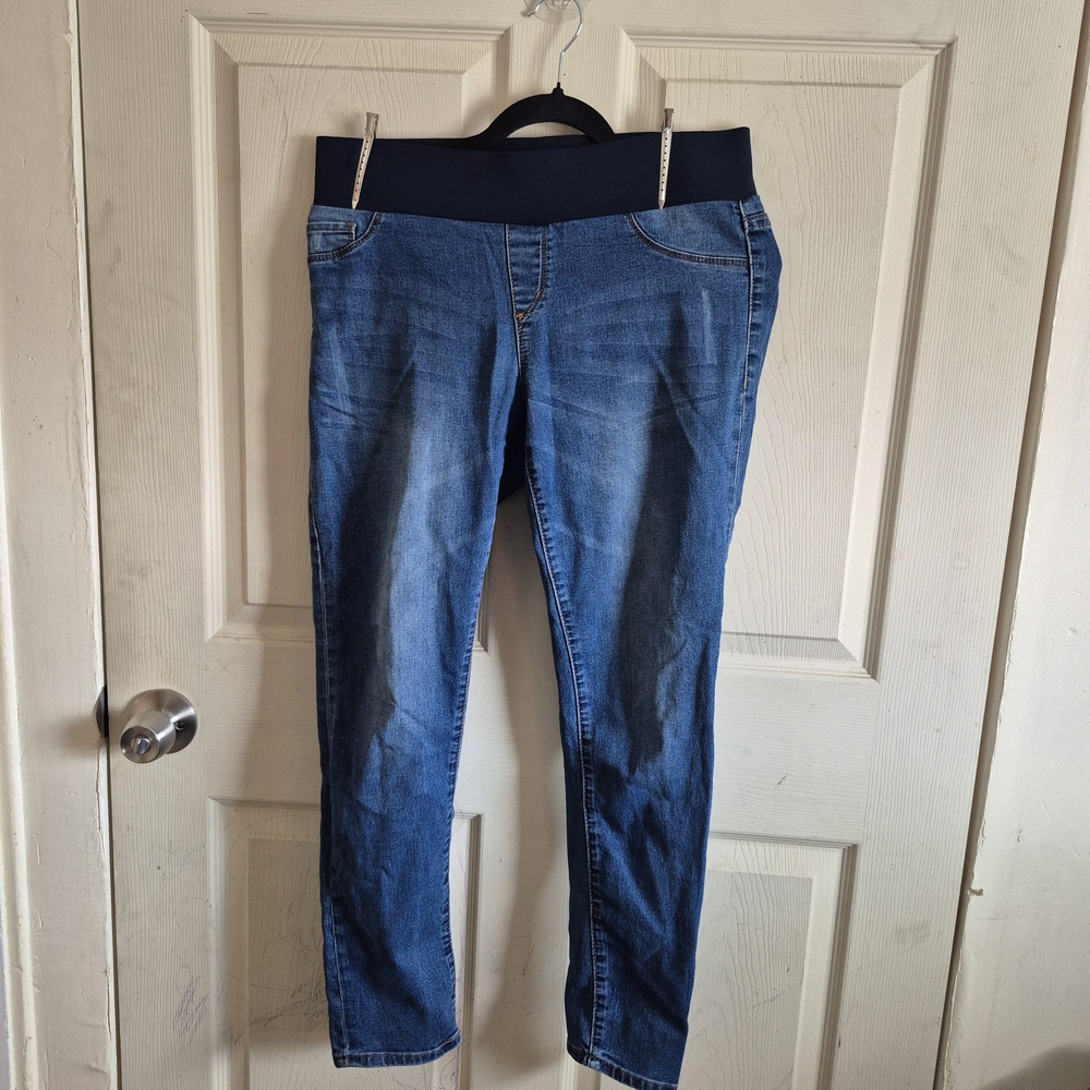 Song Maternity Jeans